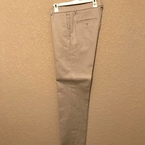 Men's Haggar® Iron Free Premium Khaki™ Straight-Fit Flat Front Perfect Fit Waist